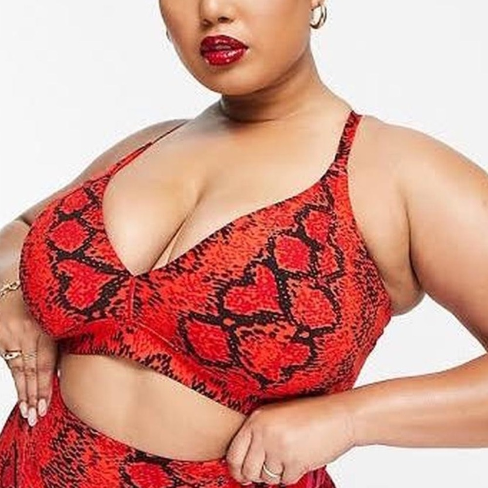 IVY PARK RED SNAKE PRINT SPORTS BRA TOP